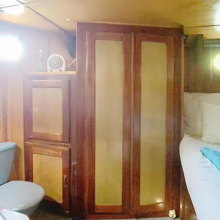La Marquise Melun