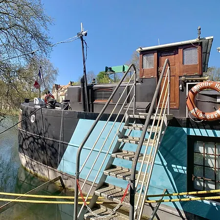 Botel La Marquise *